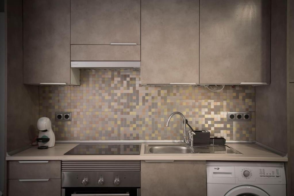 Apartamento En Centro Historico Con Patio Romano سان لورنزو دي ش الإسكوريال المظهر الخارجي الصورة